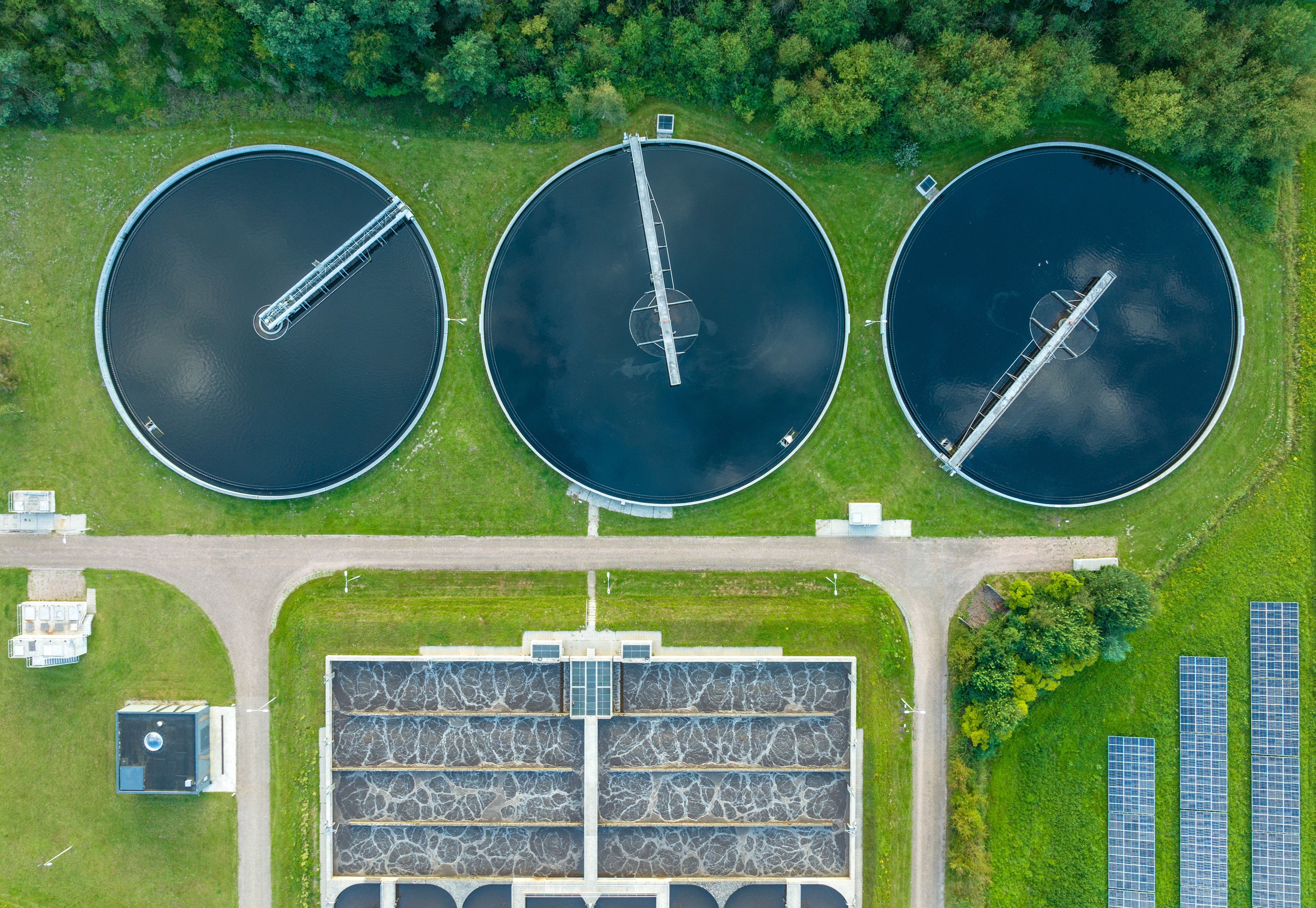 Building Climate-positive, Circular and Resilient Water Systems 